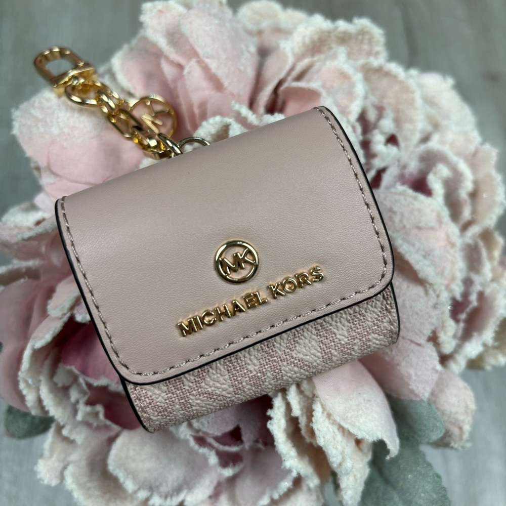 Michael Kors Ballet Airpod Case